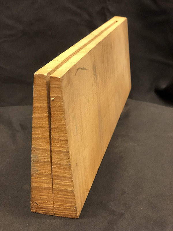 メープル裏板断面図