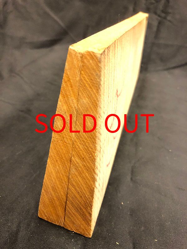 メープル裏板断面図