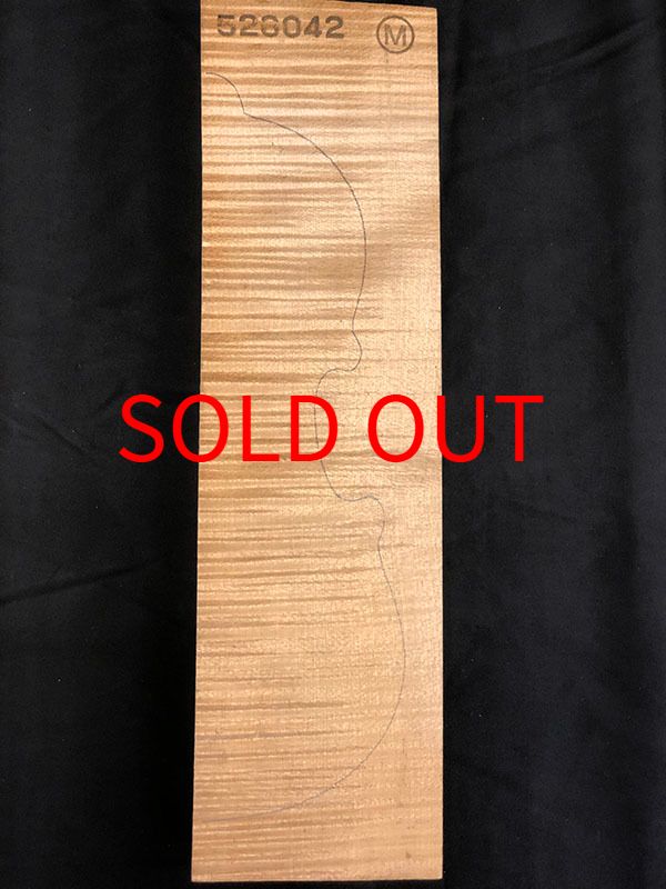 メープル裏板表面