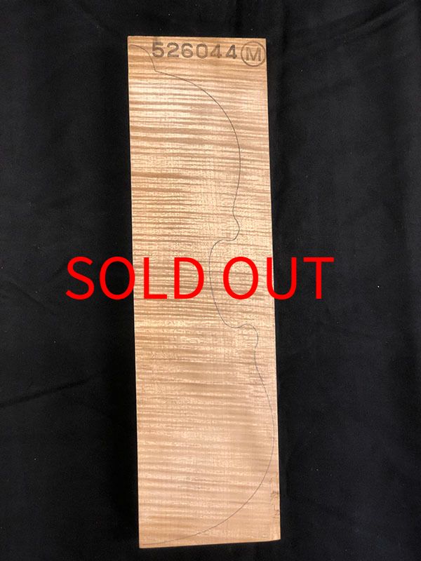 メープル裏板表面