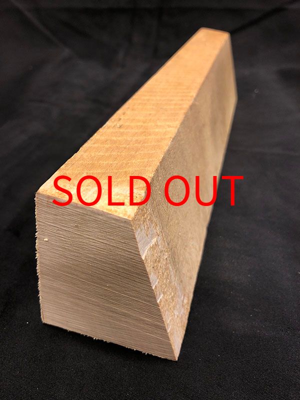 メープルネック断面図