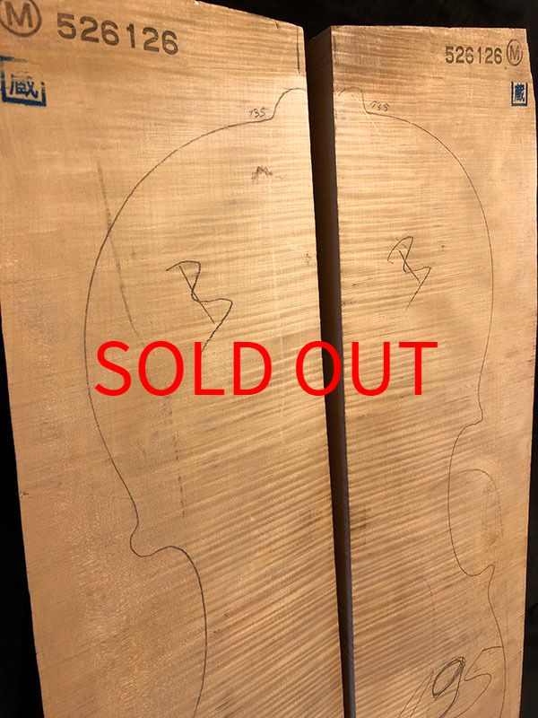 メープル裏板表面