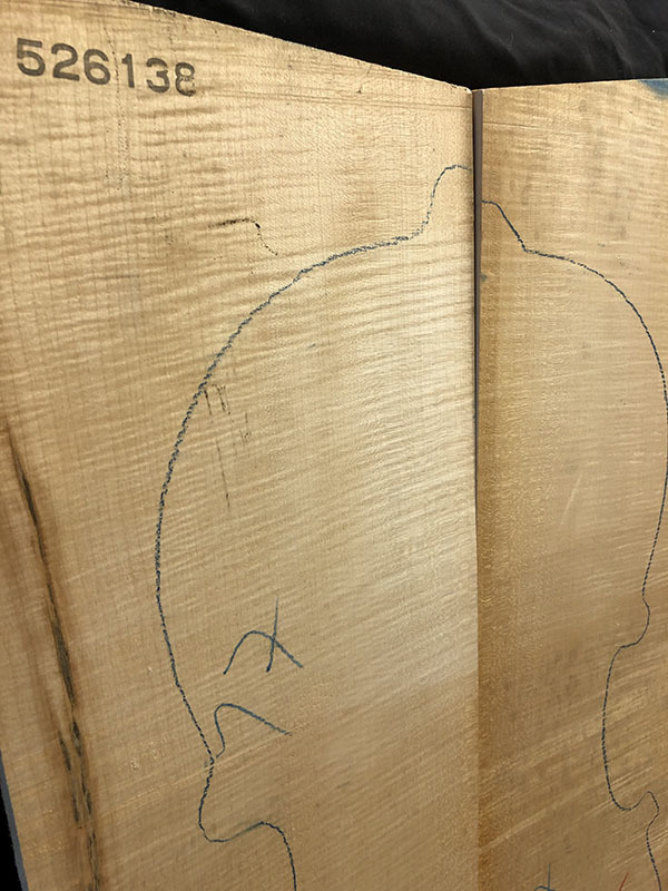 メープル裏板表面