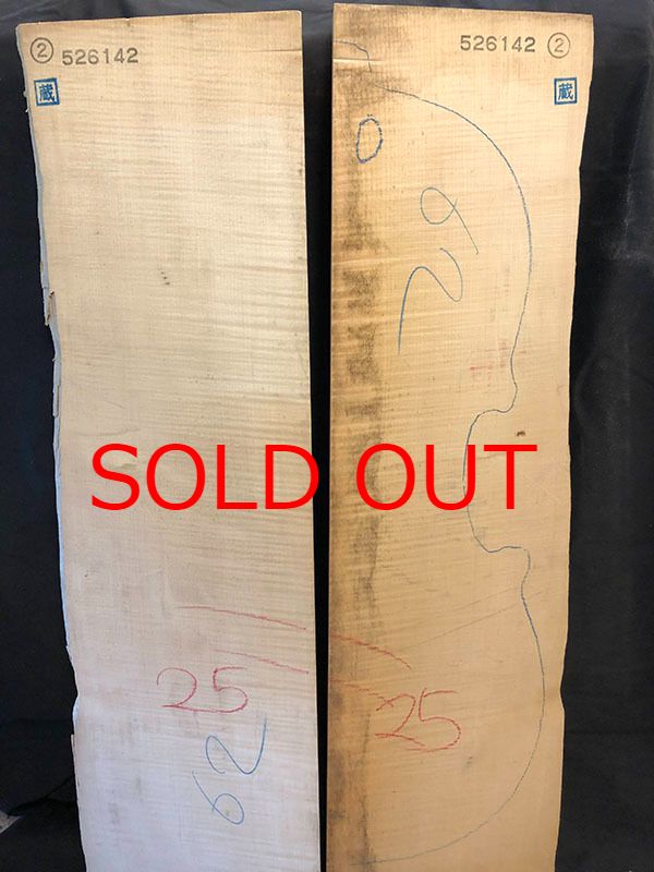 メープル裏板表面