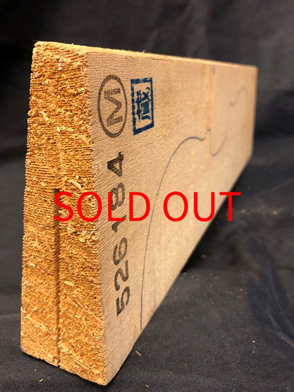 スプルース表板断面図