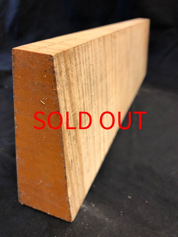 メープル裏板断面図