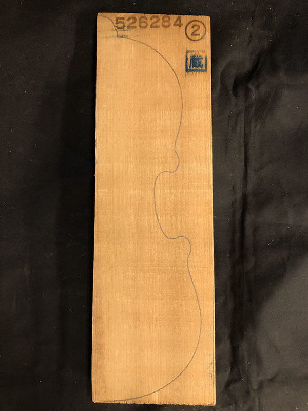 スプルース表板表面