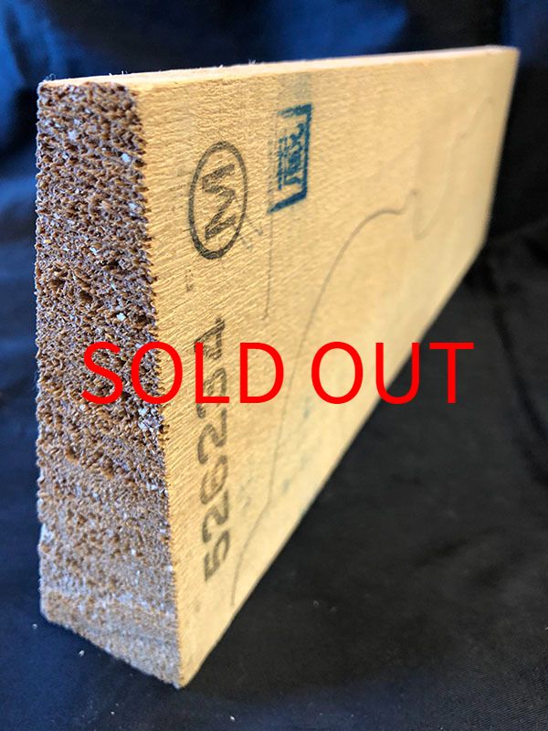 スプルース表板断面図