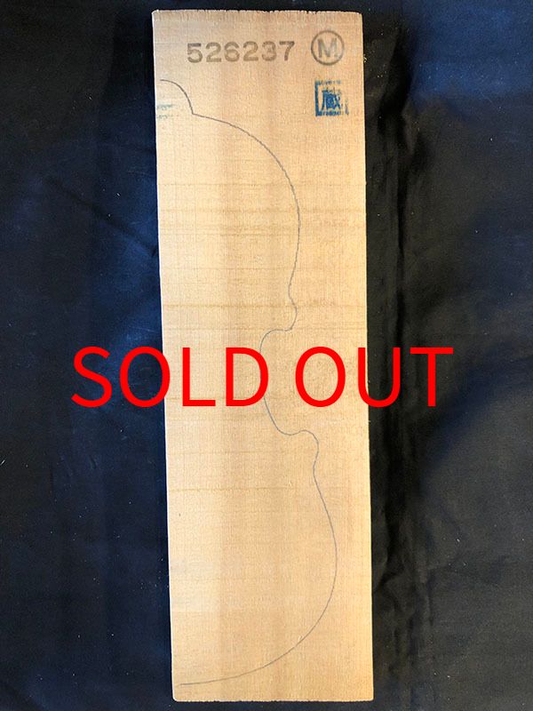 スプルース表板表面