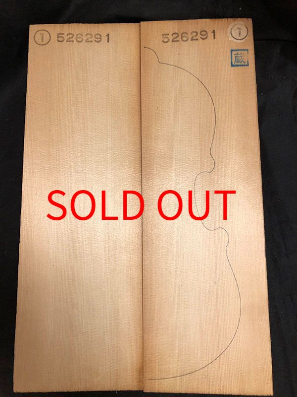 スプルース表板表面