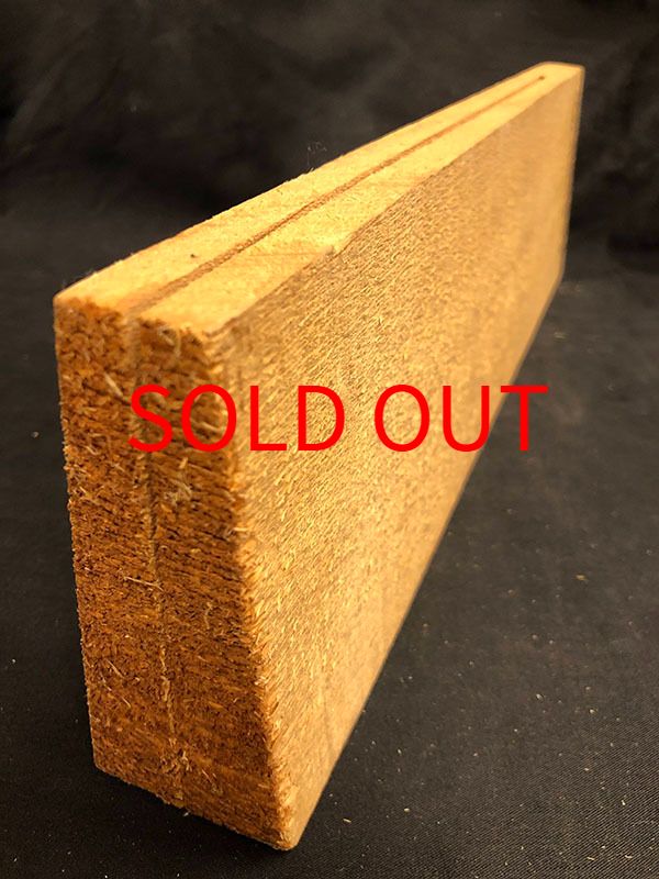 スプルース表板断面図