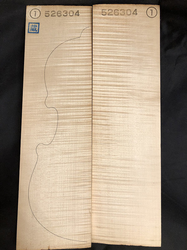 メープル裏板表面