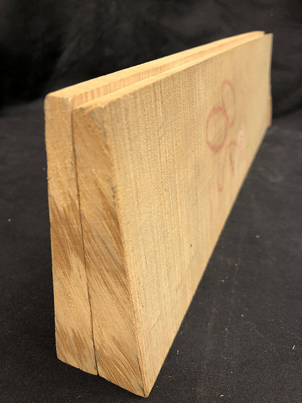 メープル裏板断面図