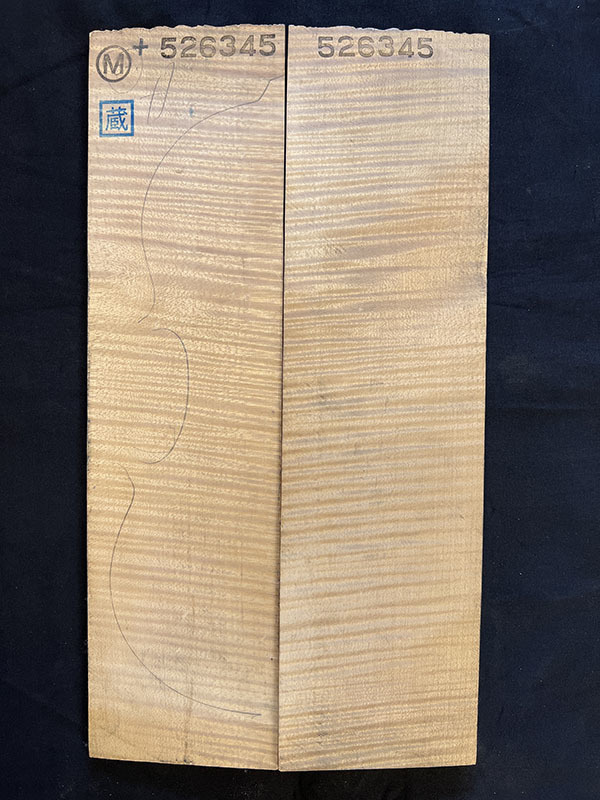 メープル裏板表面