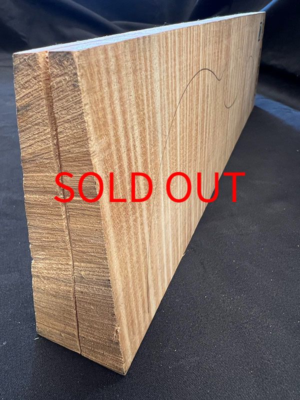 メープル裏板断面図