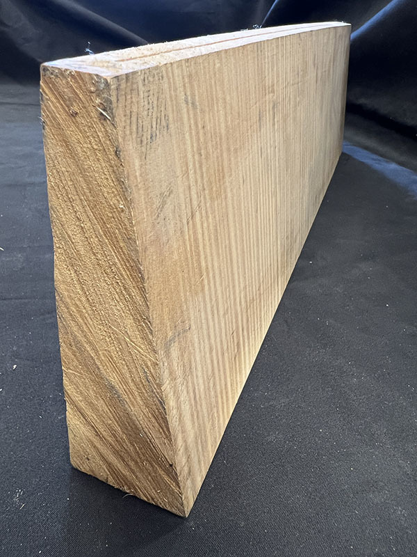 メープル裏板断面図