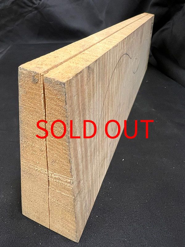 メープル裏板断面図