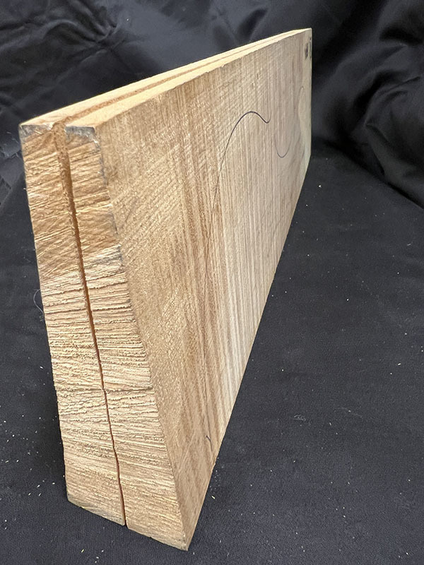 メープル裏板断面図